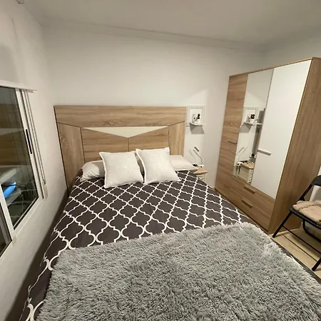Homestay El Patio De Lucy Puerto de Sagunto